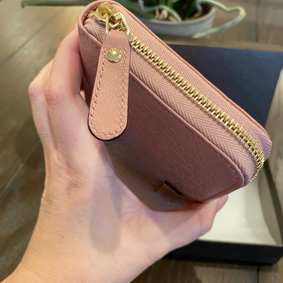 Gucci Microguccissima GG Leather Zipper Wallet - Picture 5 of 8